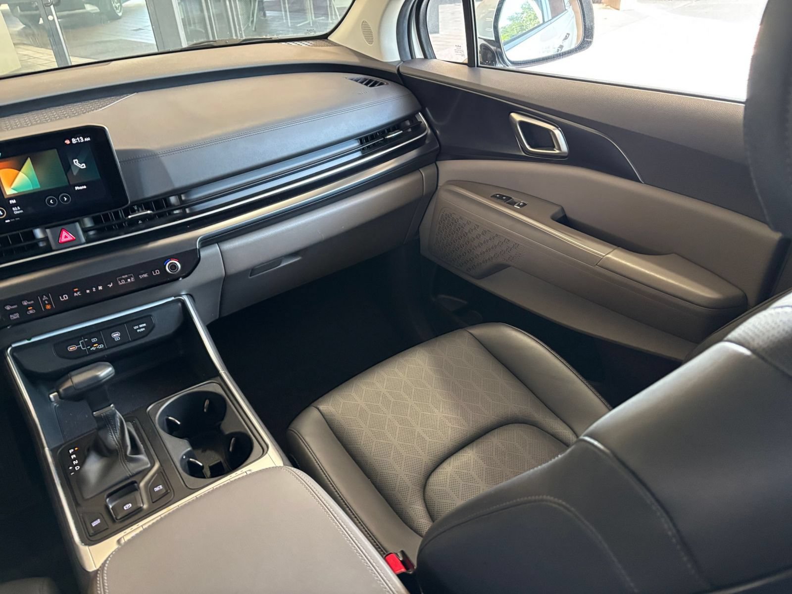 Used 2026 Kia Carnival FWD image 33