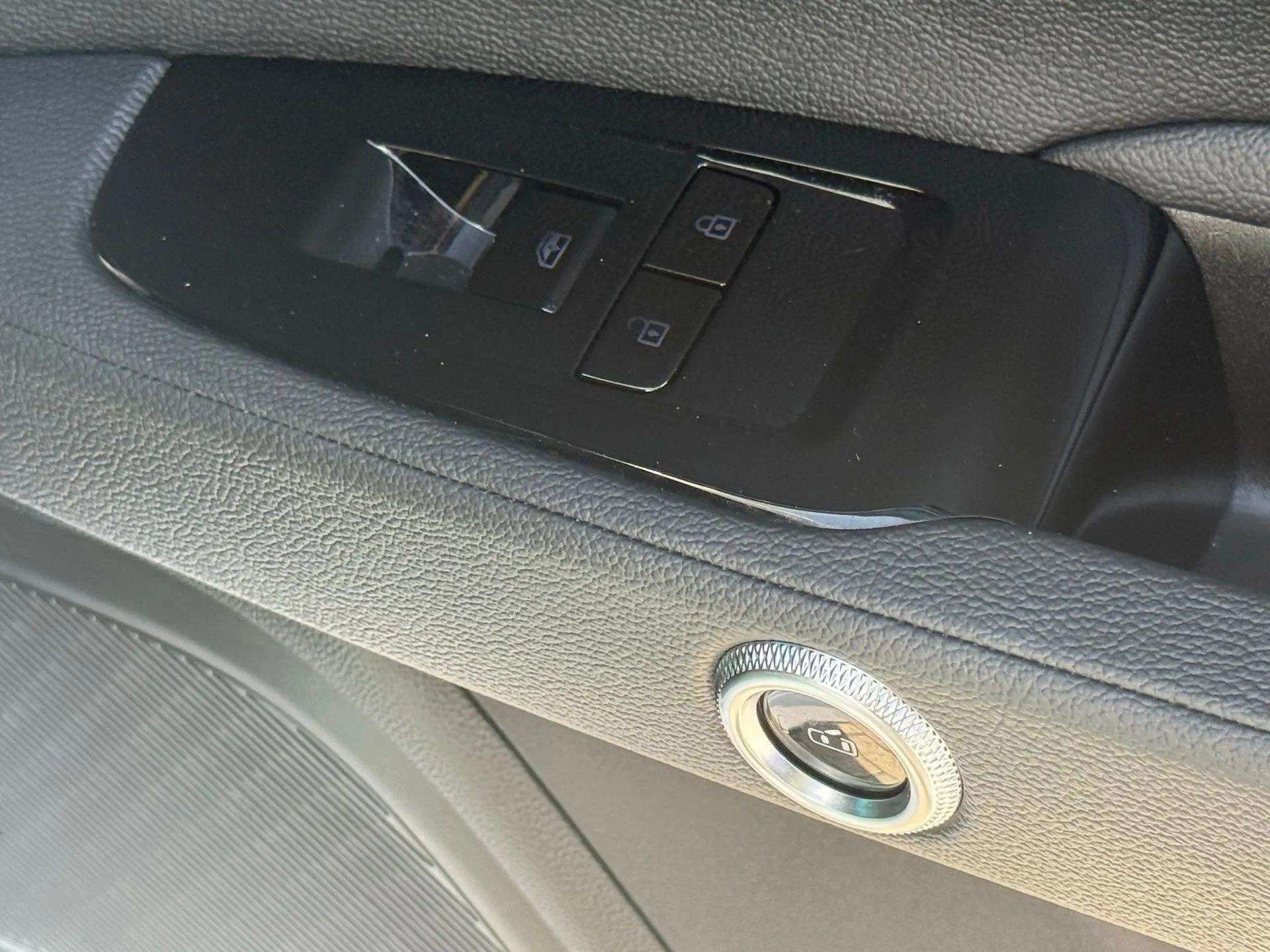 Certified 2023 Maserati Grecale Modena AWD/4WD image 24