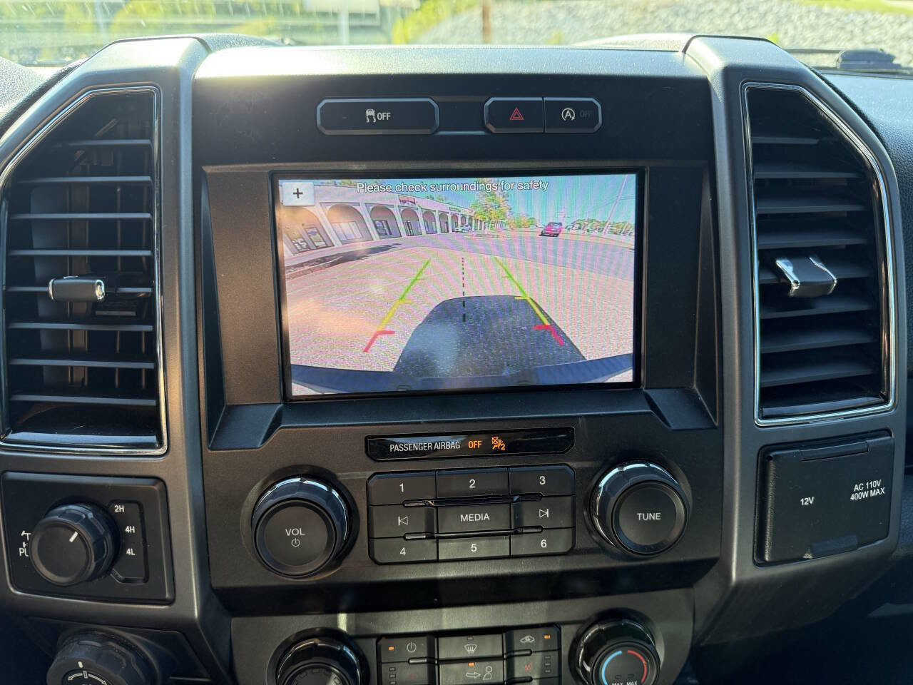 Used 2019 Ford F150 XLT w/ Equipment Group 302A Luxury image 11