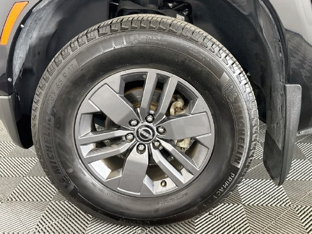 Used 2025 Nissan Frontier SV RWD image 35
