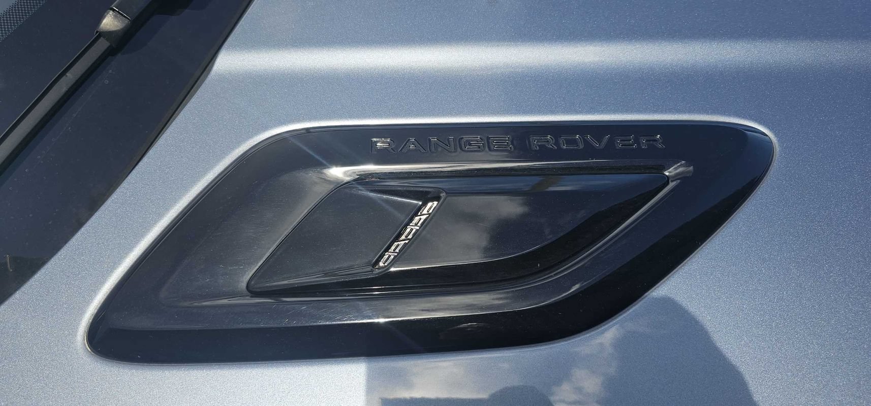 Used 2018 Land Rover Range Rover Sport SE AWD/4WD image 31