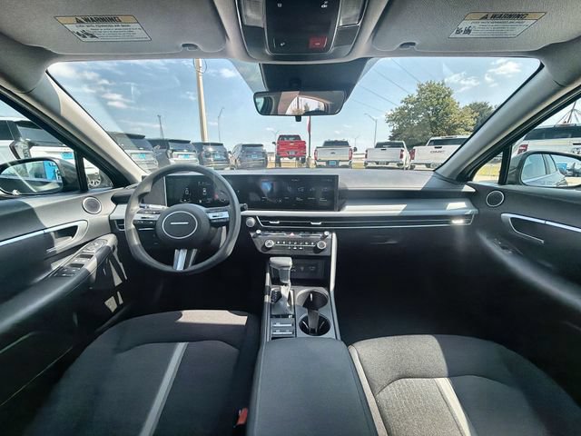Used 2025 Hyundai Sonata SE FWD image 19