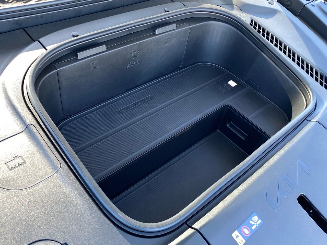 New 2026 Kia EV9 Wind image 29