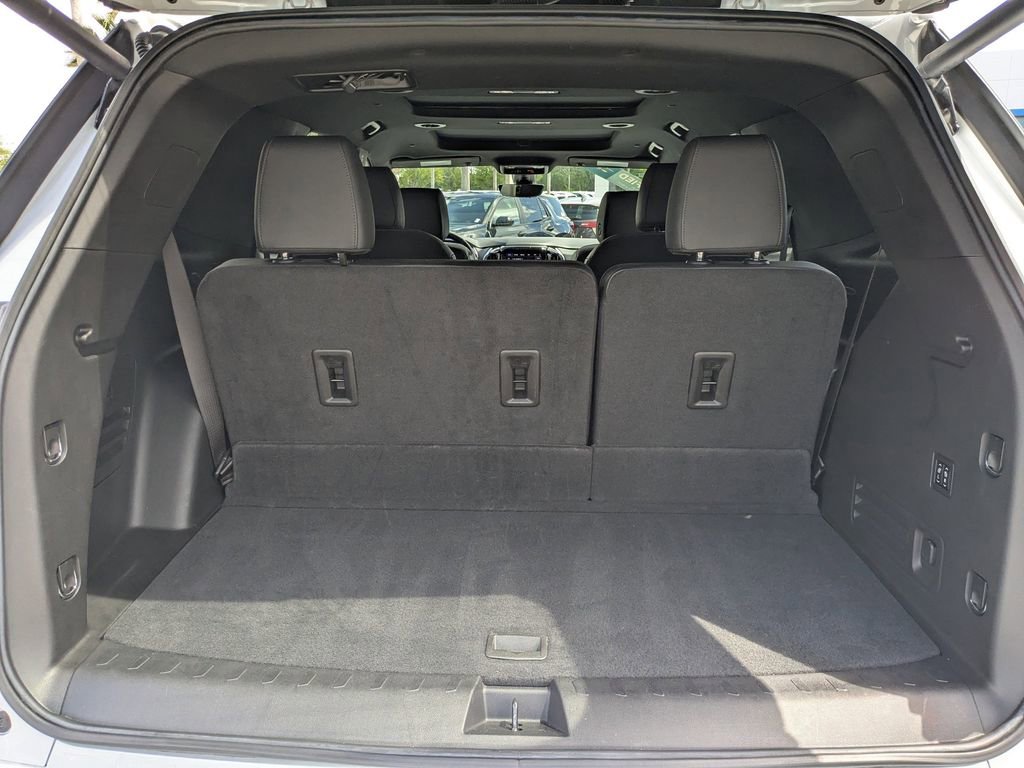 Certified 2023 Chevrolet Traverse High Country image 12