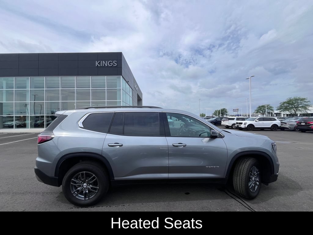 Used 2026 GMC Acadia Elevation FWD image 2
