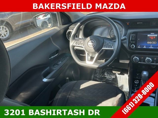 Used 2023 Nissan Kicks SV image 14