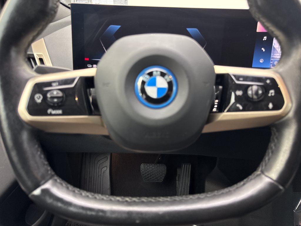 Used 2023 BMW iX M60 w/ Executive Package AWD/4WD image 58