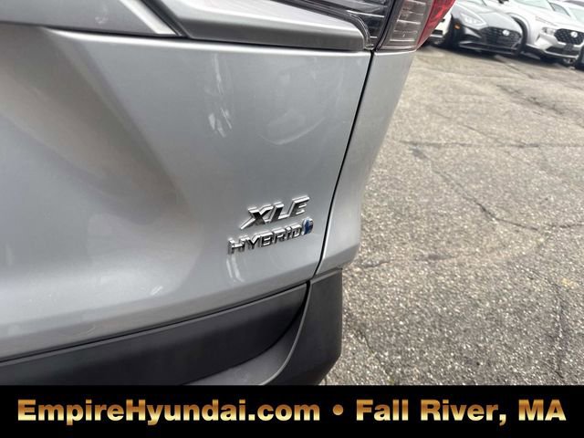 Used 2022 Toyota RAV4 XLE image 6