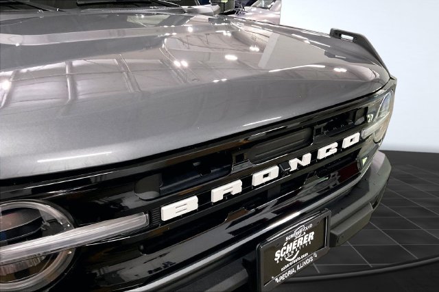 Used 2023 Ford Bronco Outer Banks AWD/4WD image 30