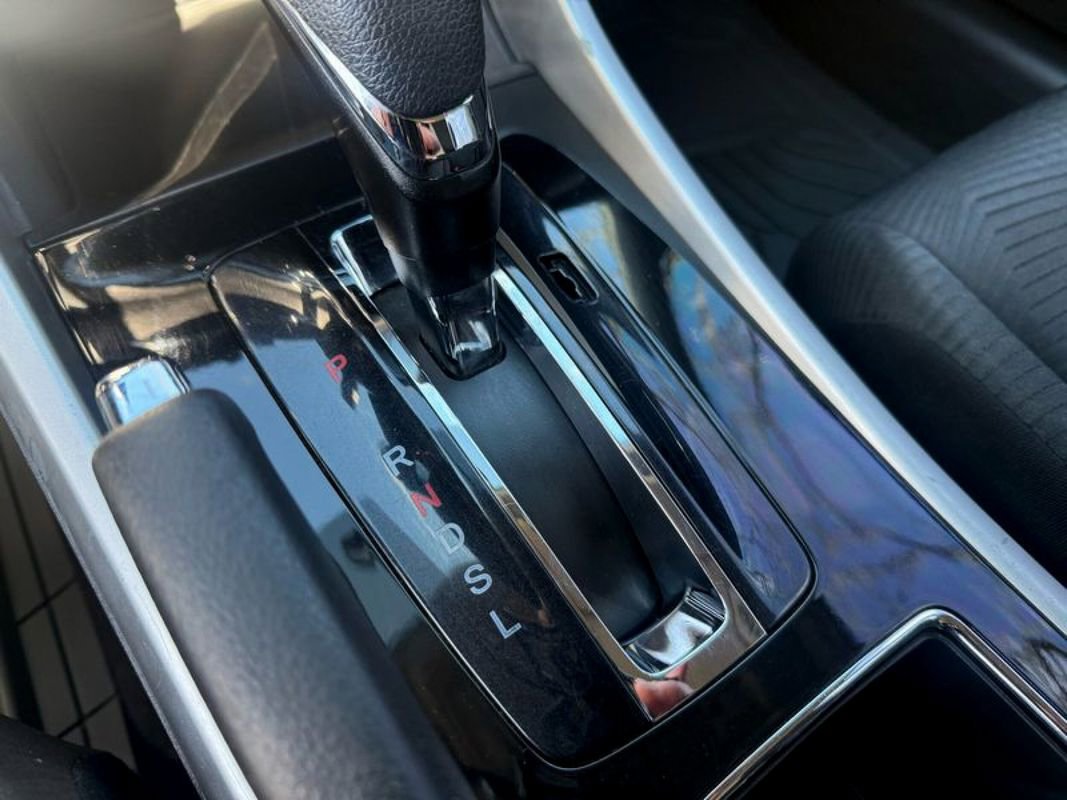 Used 2016 Honda Accord LX image 26