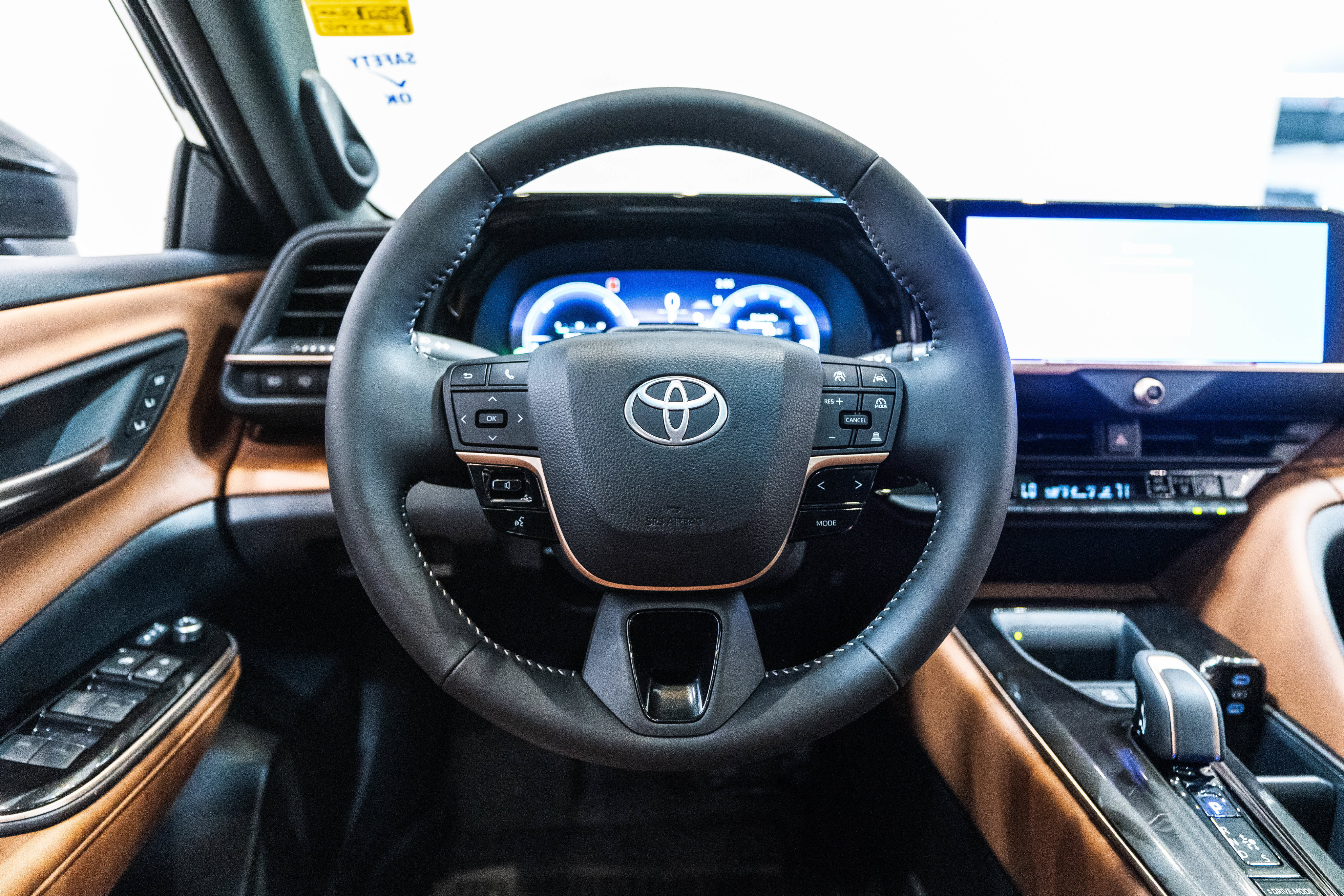 Certified 2026 Toyota Crown Signia w/ Advanced Technology Package AWD/4WD image 16