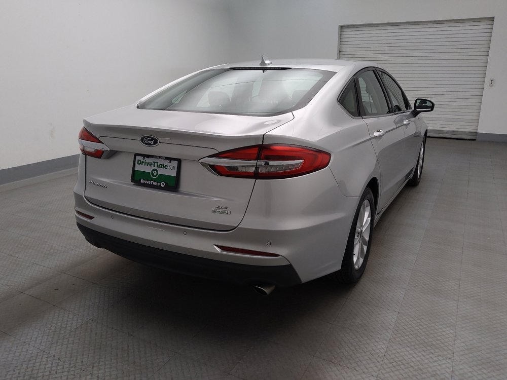 Used 2019 Ford Fusion SE FWD image 7
