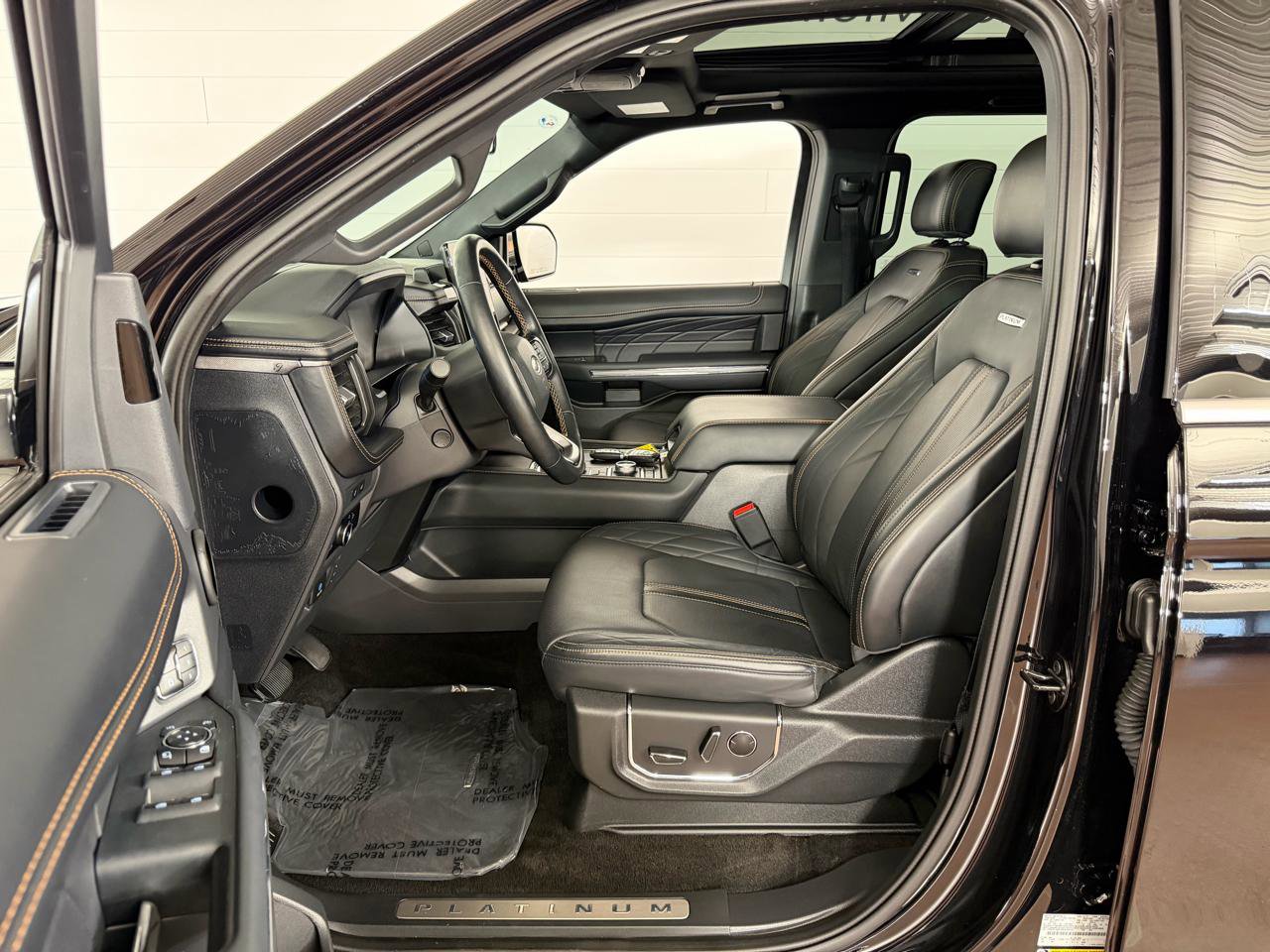 Used 2023 Ford Expedition Max Platinum AWD/4WD image 12