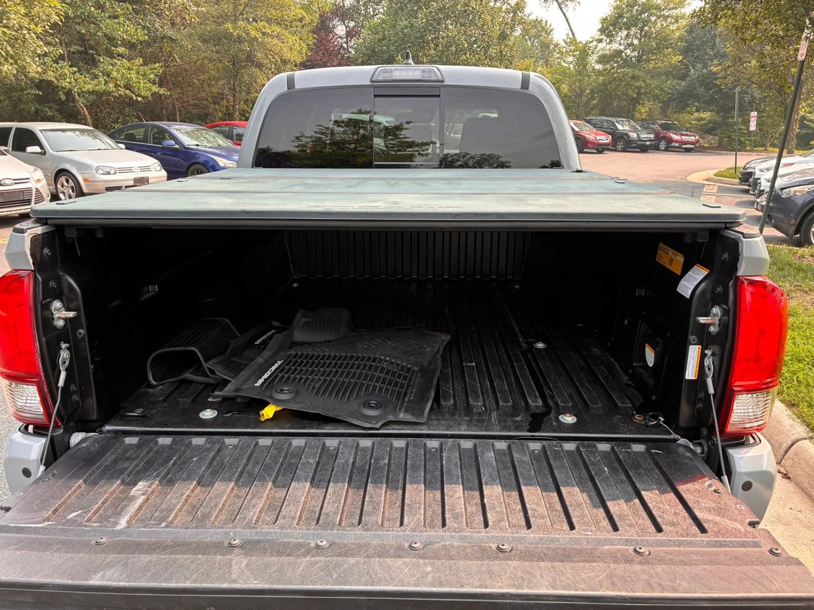 Used 2019 Toyota Tacoma TRD Sport AWD/4WD image 35