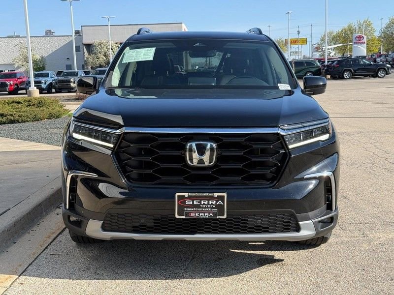 Used 2025 Honda Pilot Touring image 8