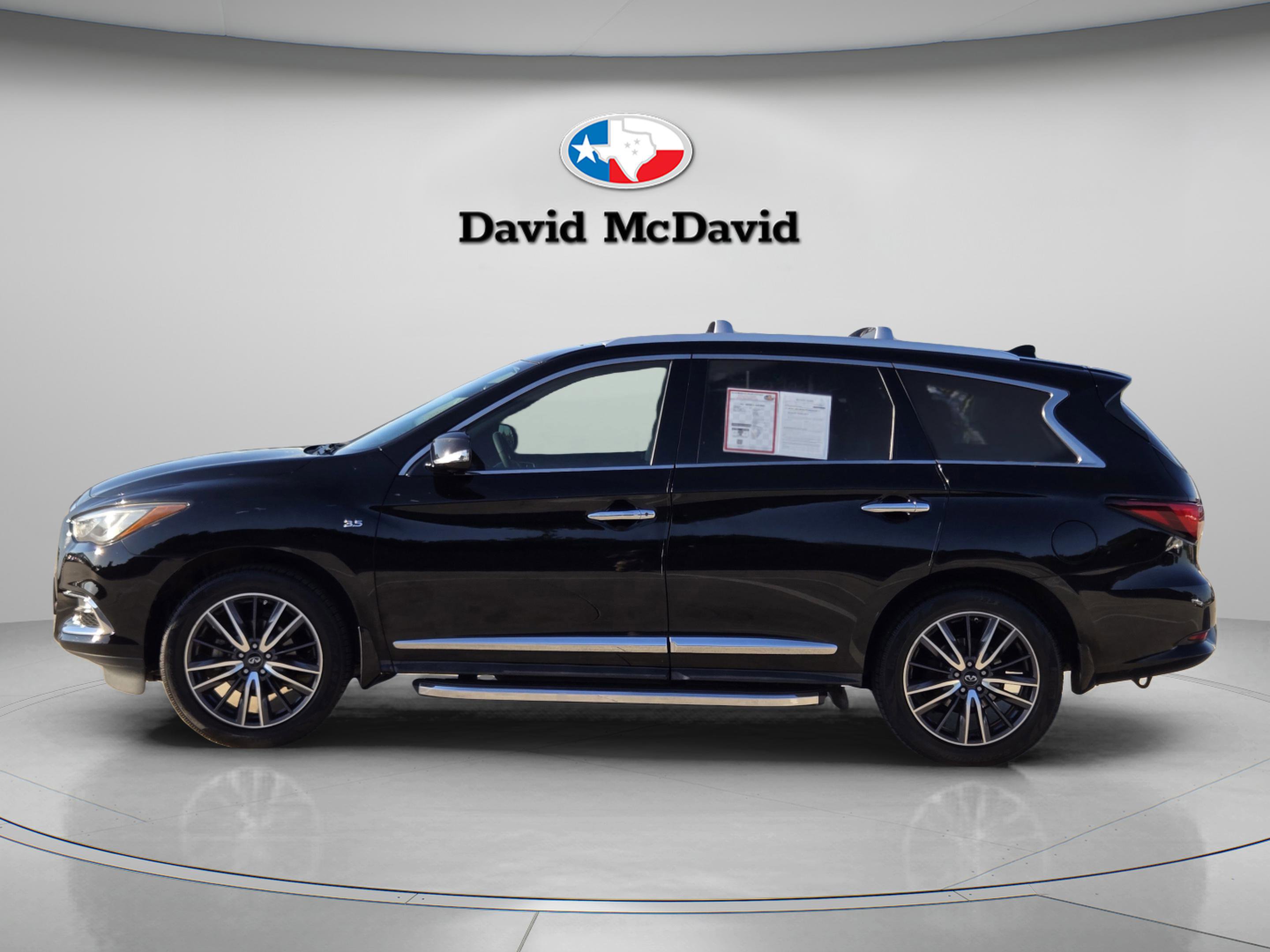 Used 2017 INFINITI QX60 FWD w/ Deluxe Technology Package image 2