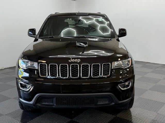 Certified 2022 Jeep Grand Cherokee Laredo E AWD/4WD image 2