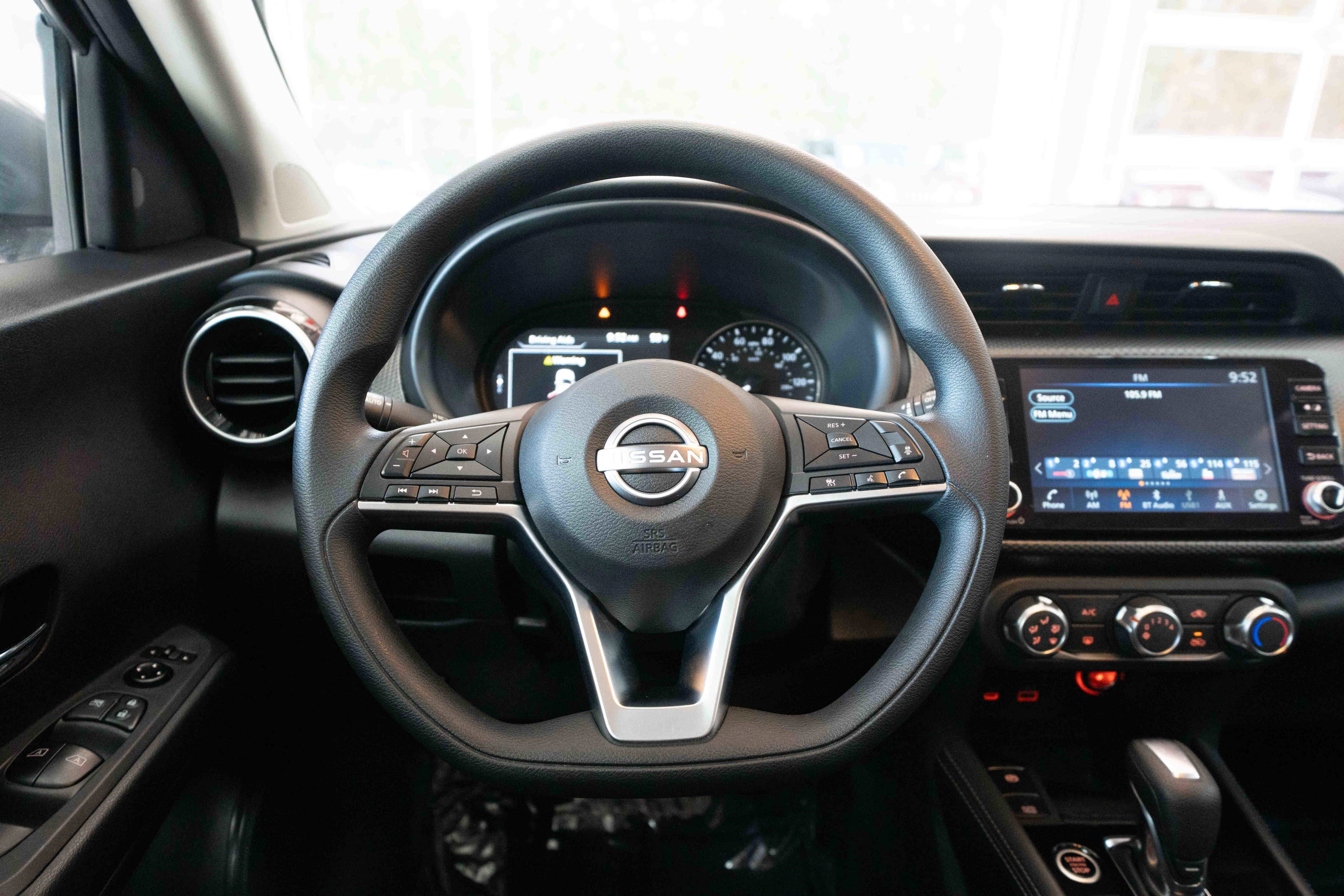 Used 2024 Nissan Kicks SV image 21