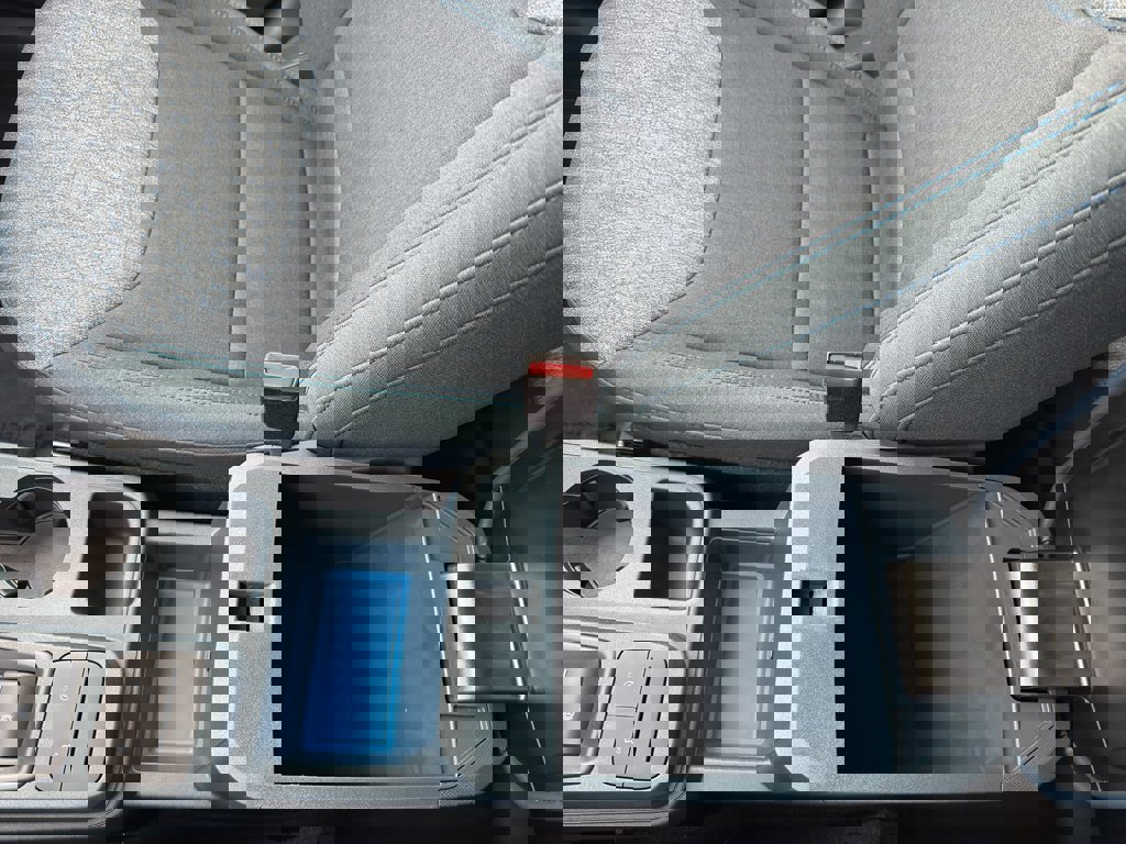 New 2025 Ford Maverick XLT w/ XLT Luxury Package image 38