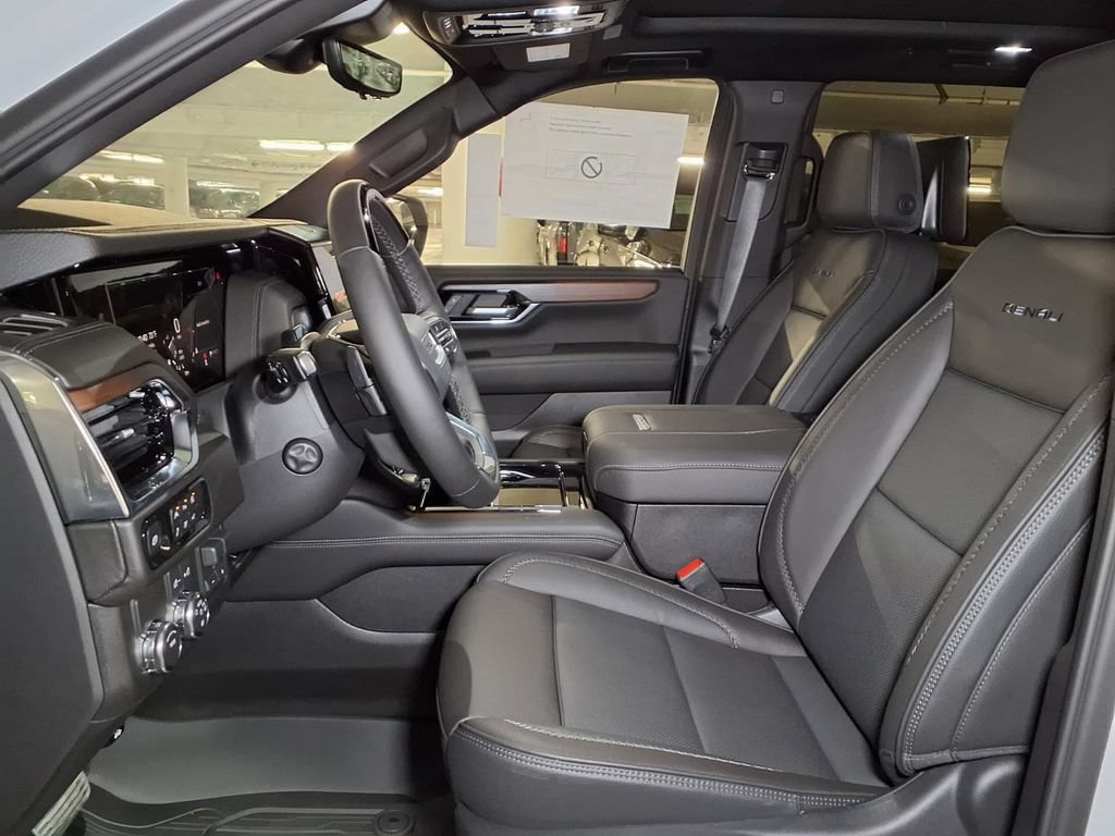New 2026 GMC Yukon Denali w/ Advanced Technology Package RWD image 15