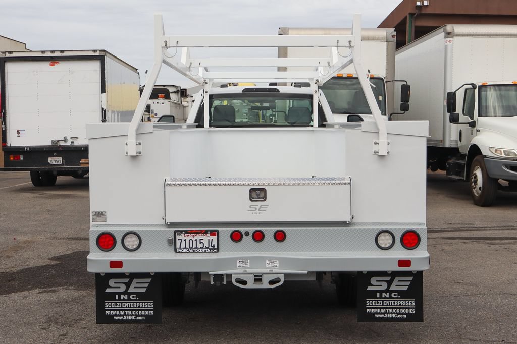 Used 2024 Ford F550 2WD Regular Cab Super Duty w/ XL Chrome Package image 7