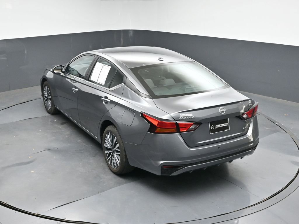 Used 2024 Nissan Altima 2.5 SV image 35