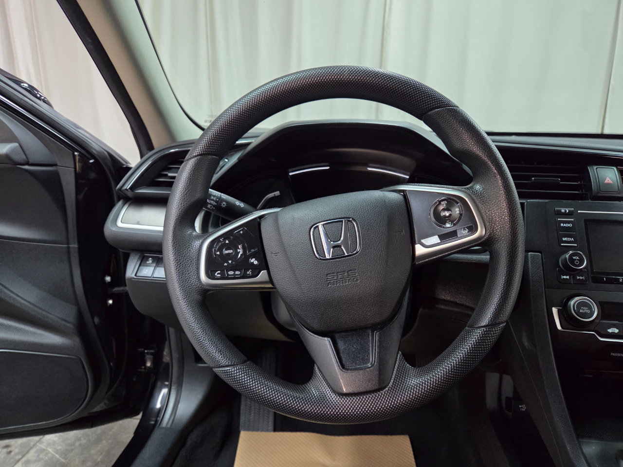 Used 2020 Honda Civic LX image 27