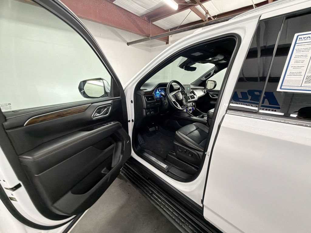 Certified 2023 Chevrolet Suburban Premier AWD/4WD image 10