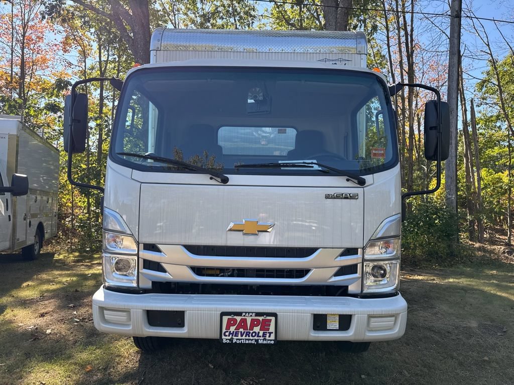 Used 2024 Chevrolet Low Cab Forward RWD image 12