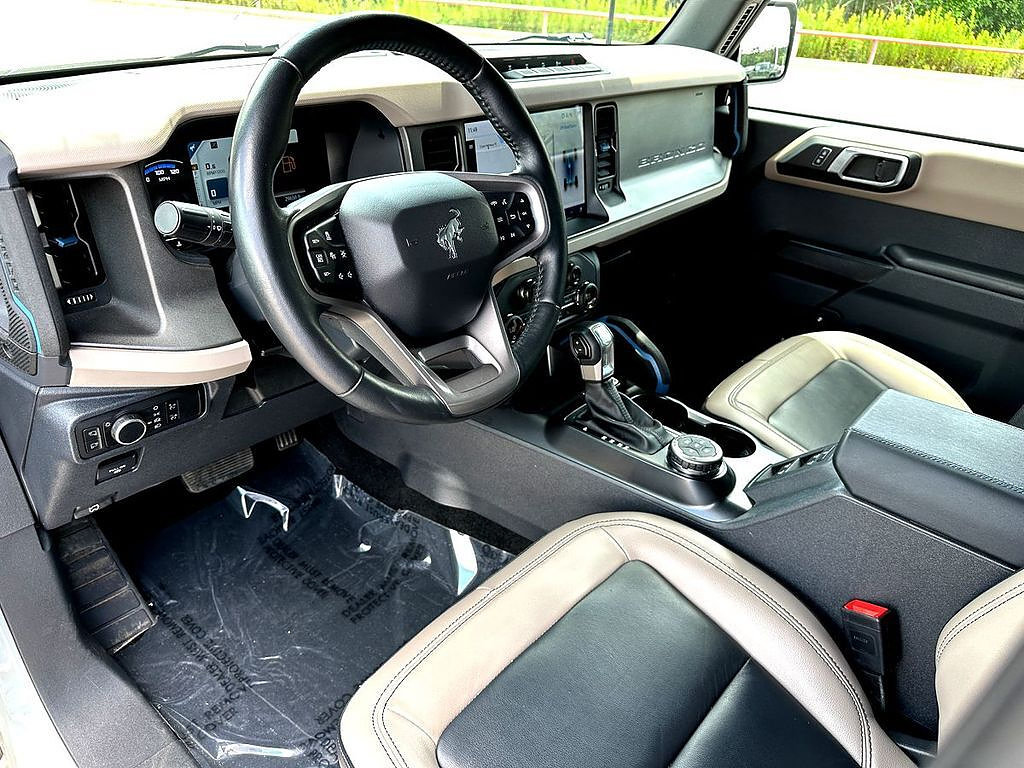 Used 2024 Ford Bronco Wildtrak AWD/4WD image 11