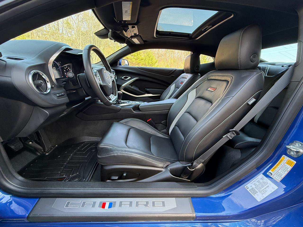 Used 2022 Chevrolet Camaro SS image 21