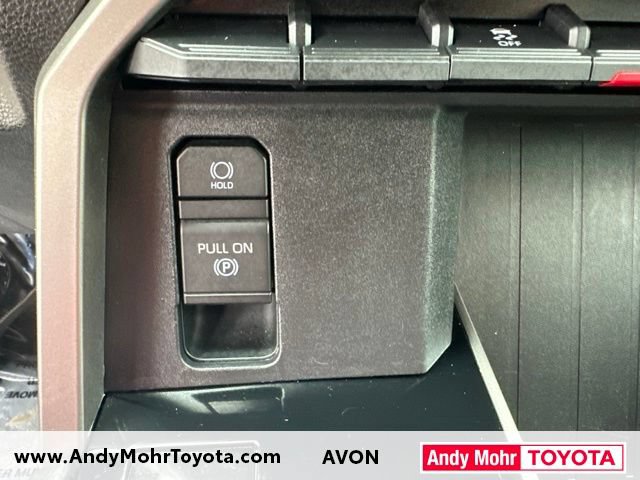 Used 2025 Toyota Tundra Limited AWD/4WD image 28