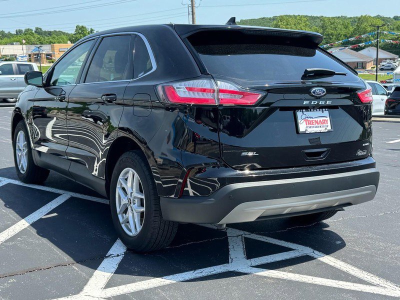 Used 2024 Ford Edge SEL w/ Convenience Package AWD/4WD image 6
