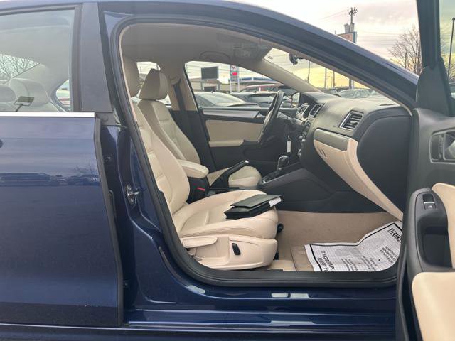 Used 2014 Volkswagen Jetta SE FWD image 18