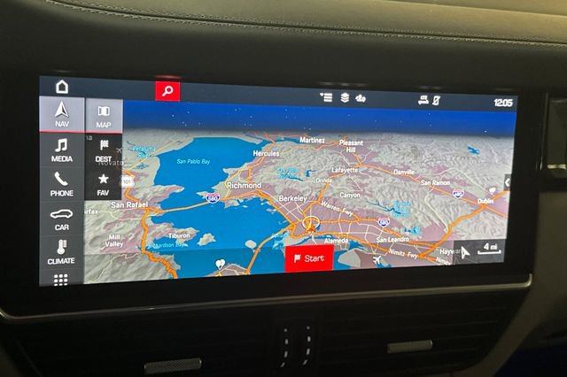 Used 2020 Porsche Cayenne S image 24