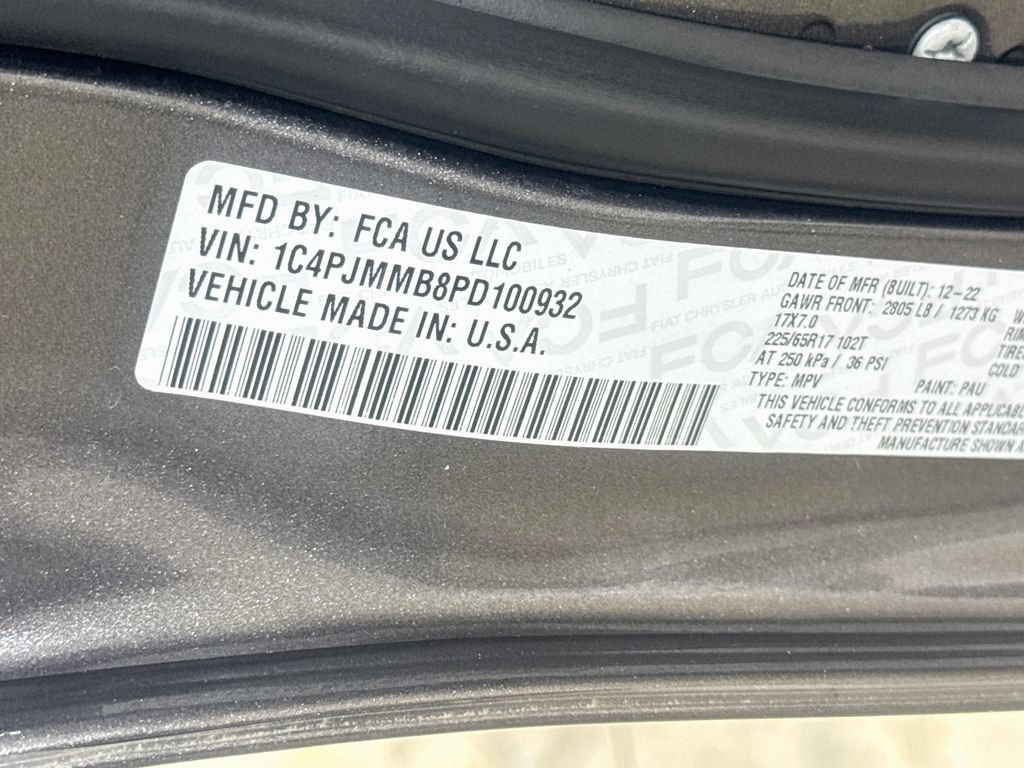 Certified 2023 Jeep Cherokee Altitude Lux AWD/4WD image 28