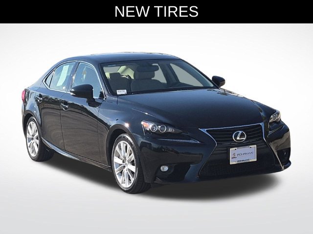 Used 2016 Lexus IS 300 AWD w/ Premium Package image 3