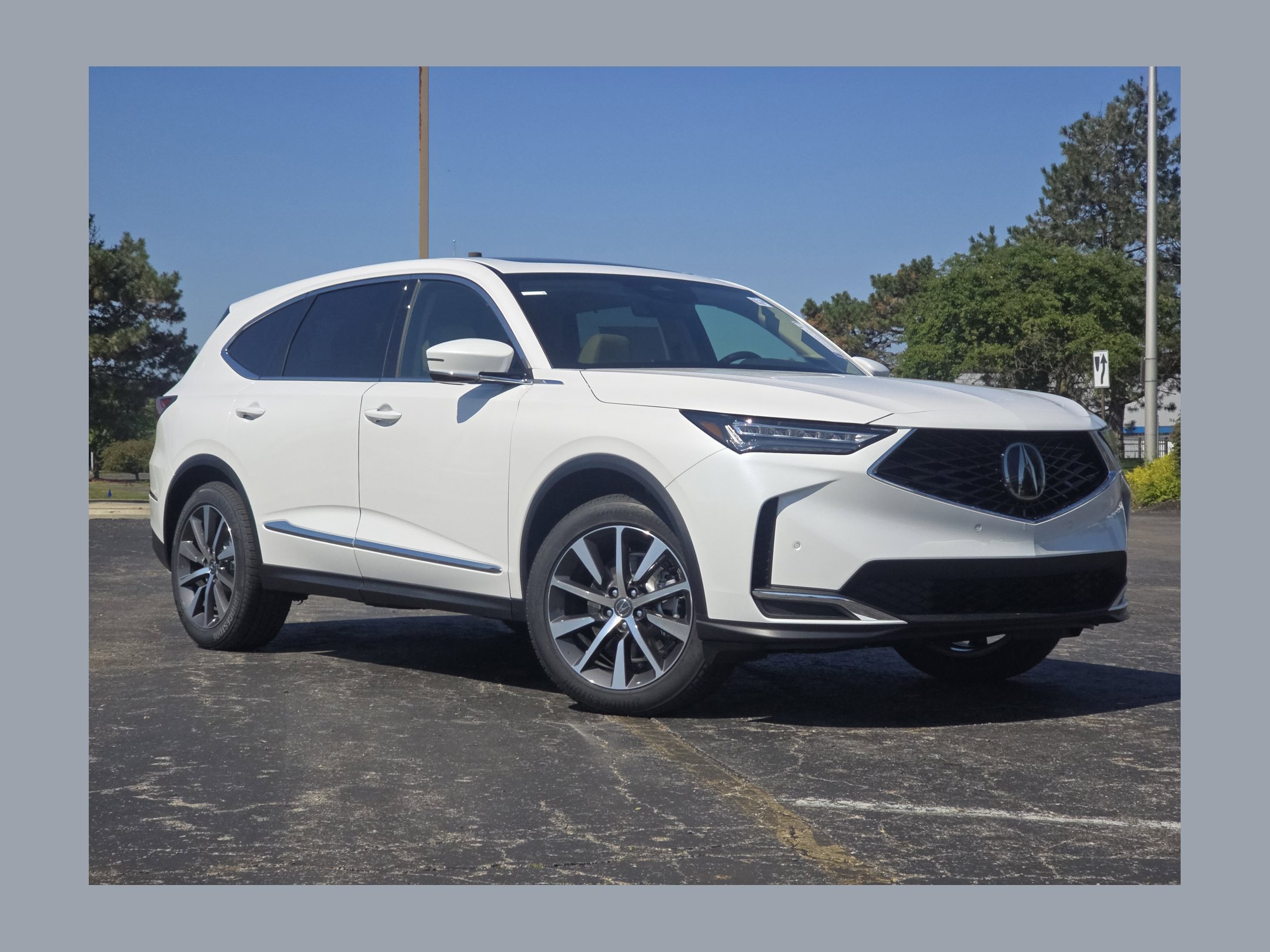 New 2026 Acura MDX w/ Technology Package AWD/4WD image 1