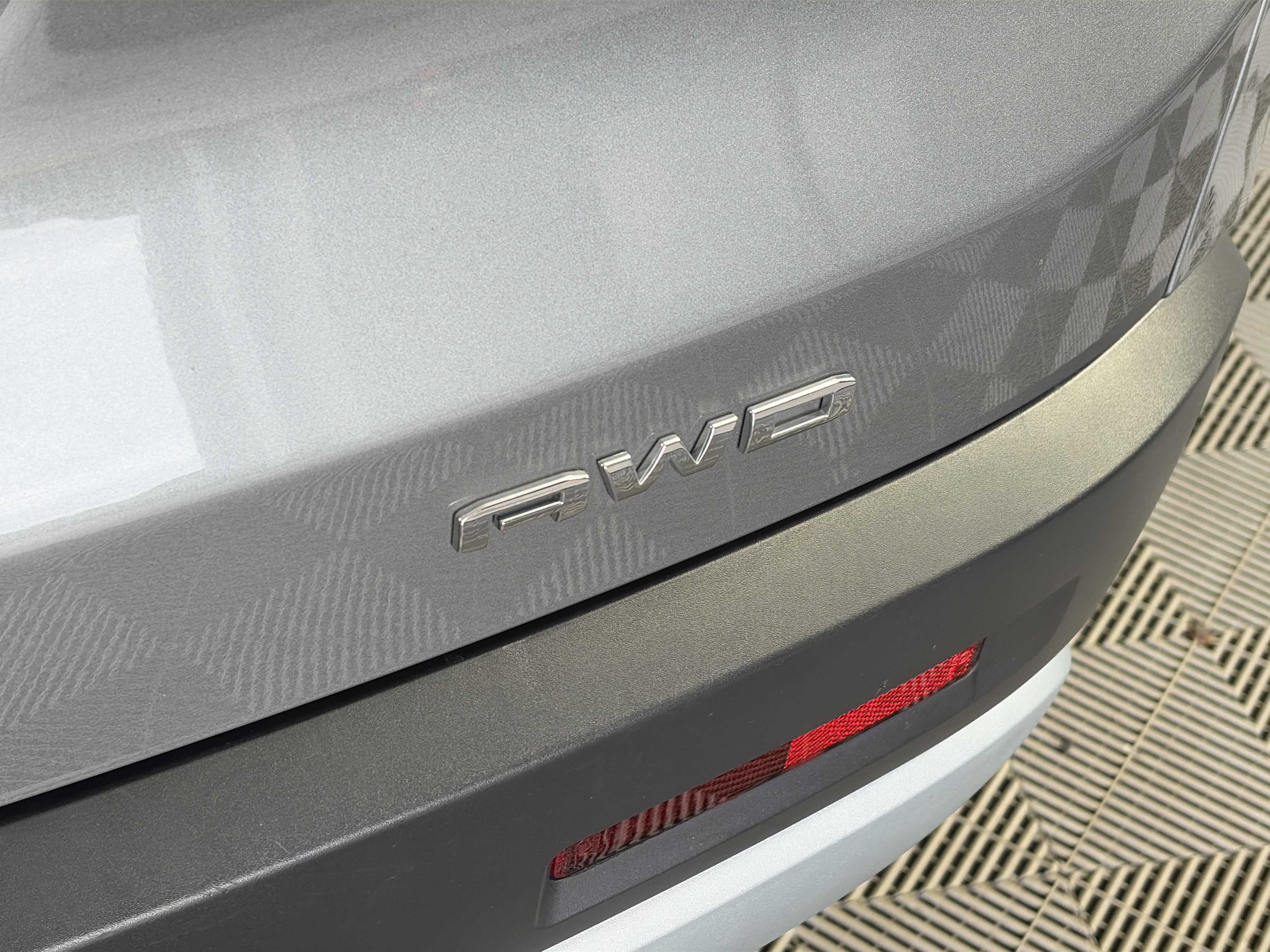 Certified 2023 GMC Acadia SLT AWD/4WD image 18