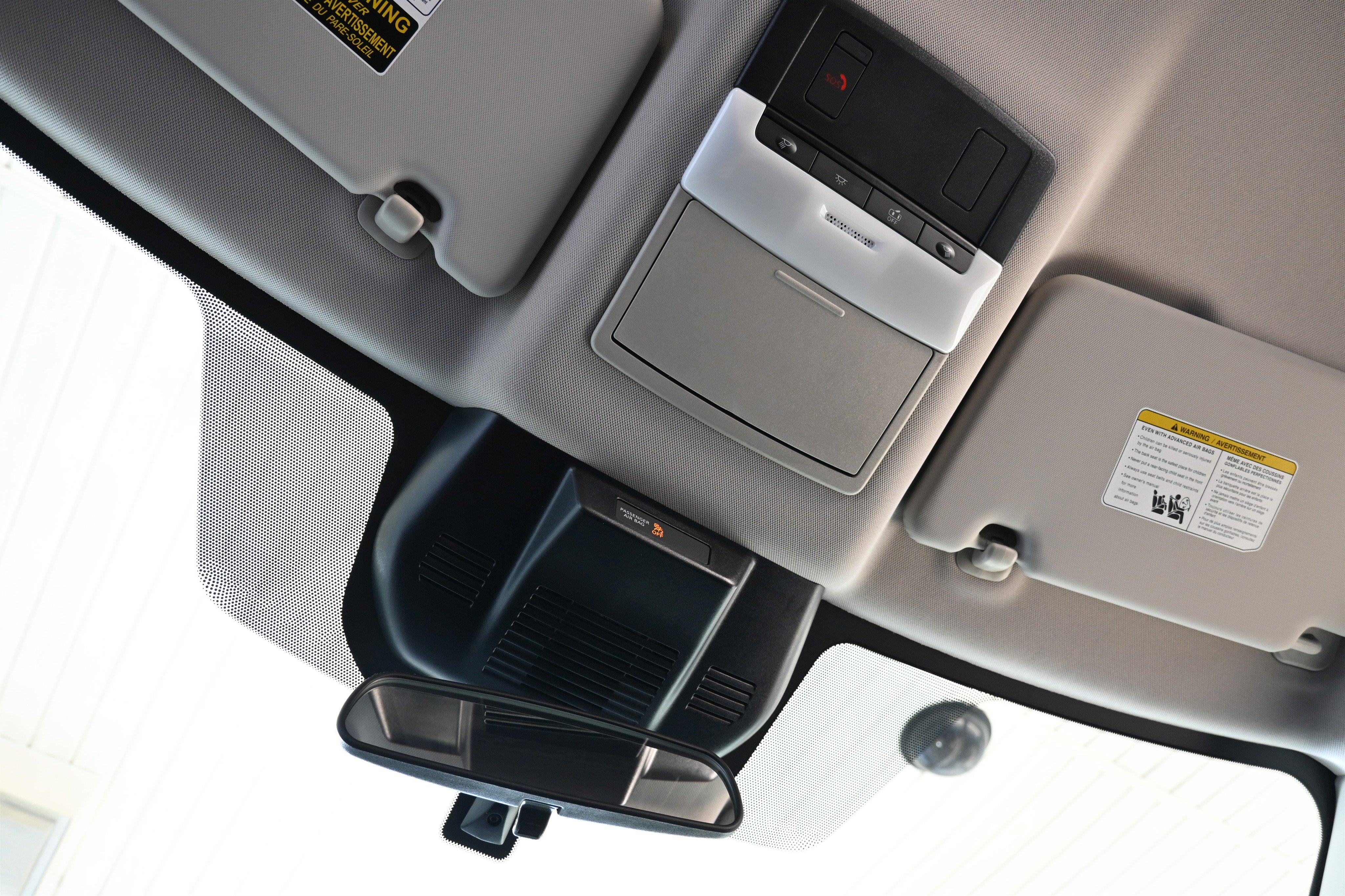Used 2025 Nissan Rogue SV image 30