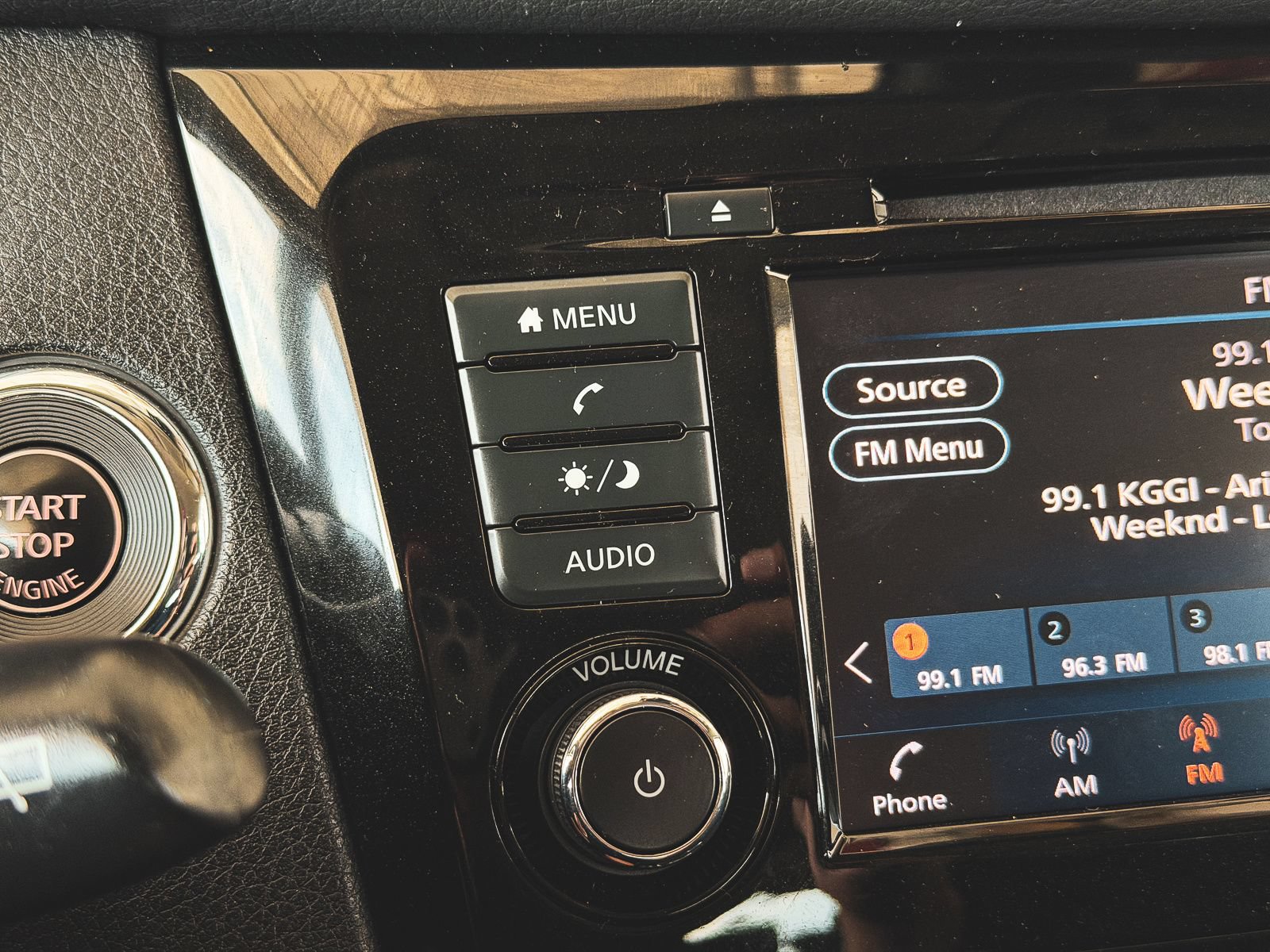 Used 2020 Nissan Rogue SV FWD image 26