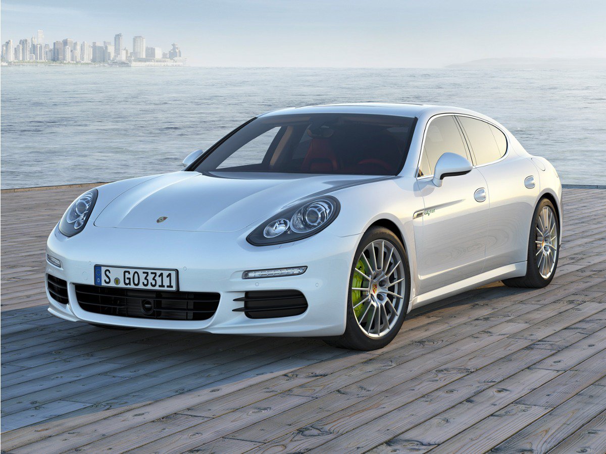 Used 2014 Porsche Panamera RWD image 1