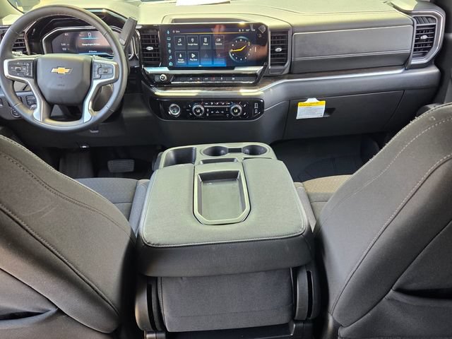 Used 2024 Chevrolet Silverado 1500 LT AWD/4WD image 9