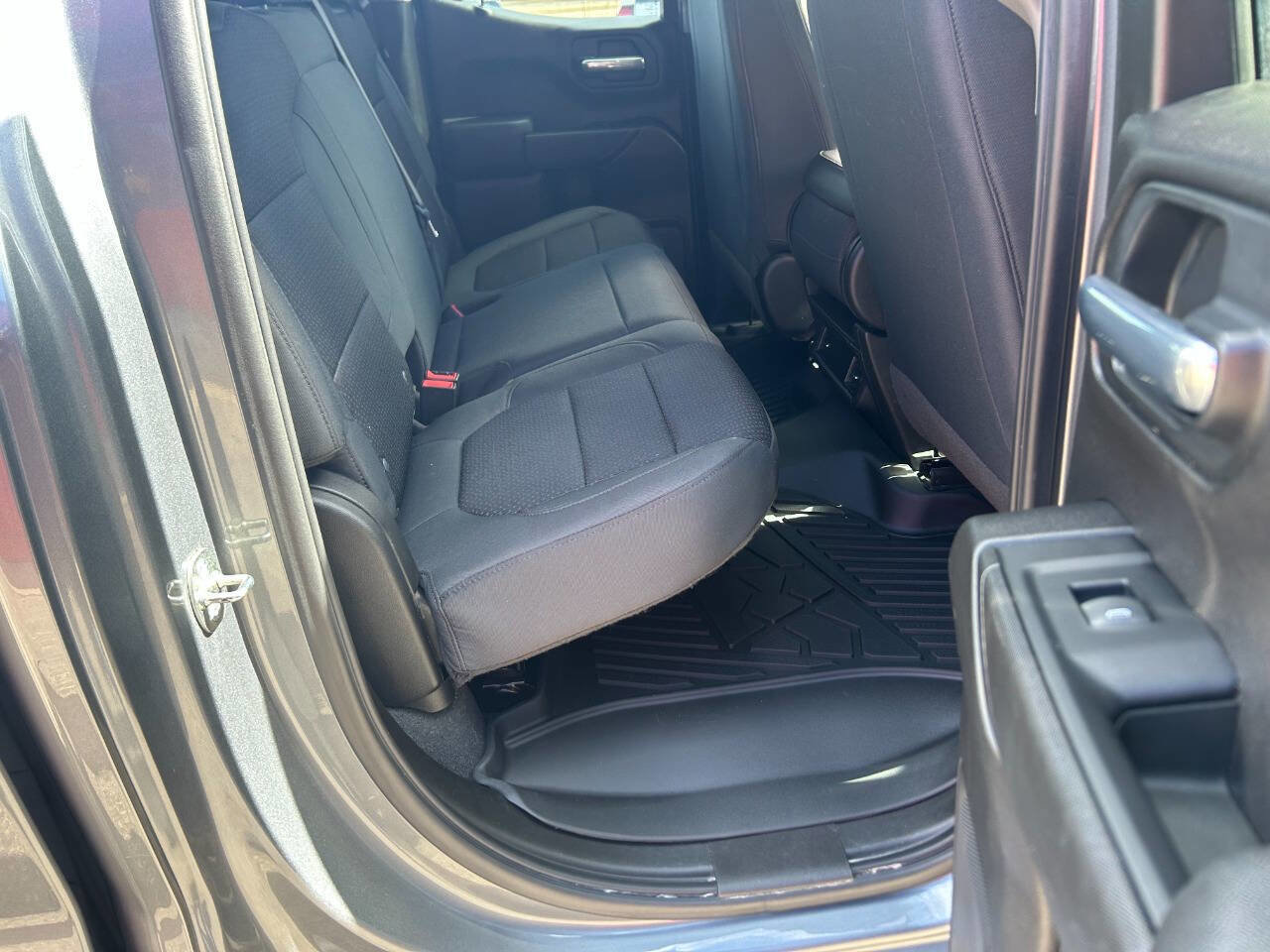 Used 2019 Chevrolet Silverado 1500 Custom Trail Boss w/ Custom Convenience Package image 22