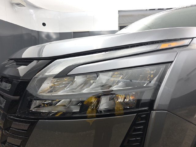 New 2026 Nissan Pathfinder SL w/ SL Premium Package FWD image 10