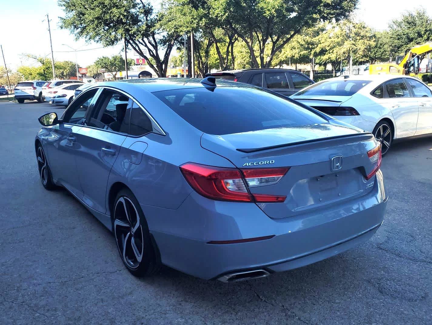 Used 2021 Honda Accord Sport Special Edition image 4
