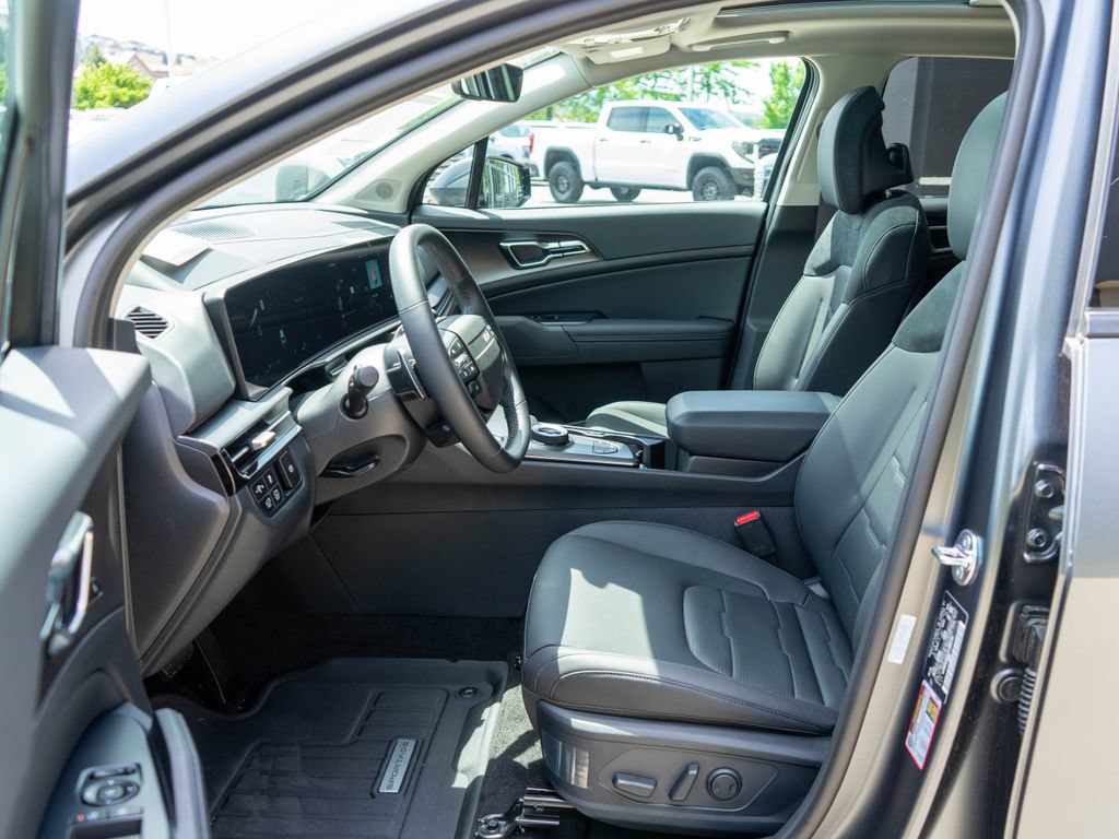 Certified 2026 Kia Sportage SX Prestige AWD/4WD image 11