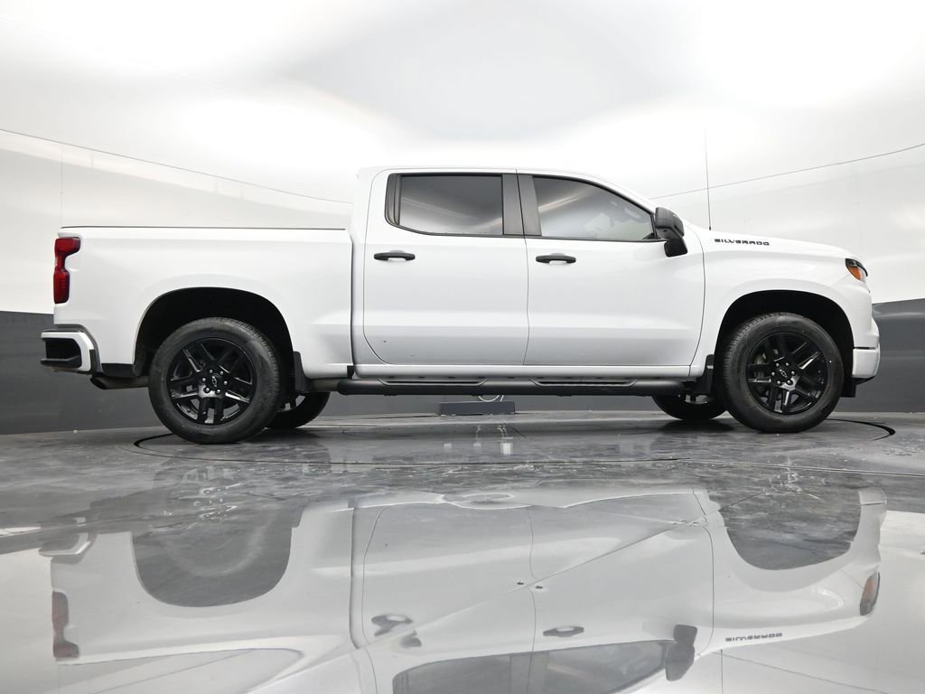 Used 2024 Chevrolet Silverado 1500 Custom w/ Turbomax Blackout Package RWD image 25