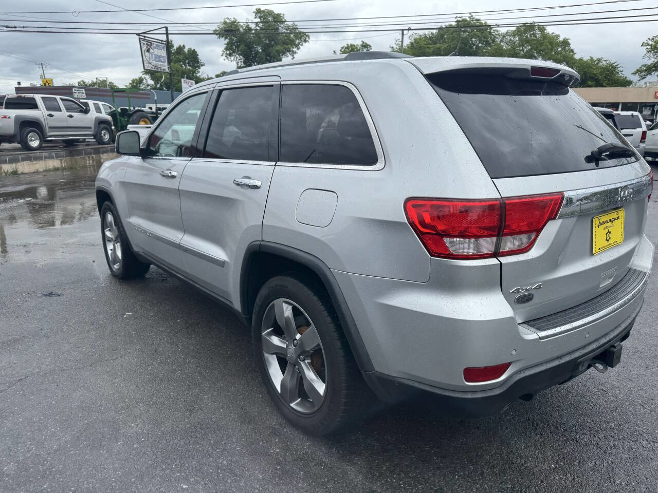 Used 2012 Jeep Grand Cherokee Overland image 6