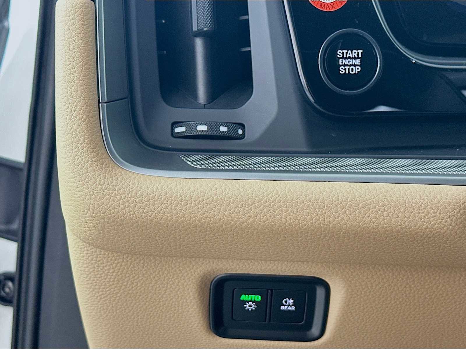 New 2026 Porsche Cayenne Coupe image 13